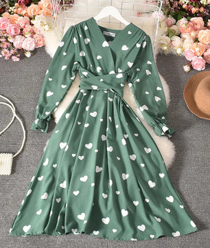Pleated Long Dress with Tie Belt and Love Design