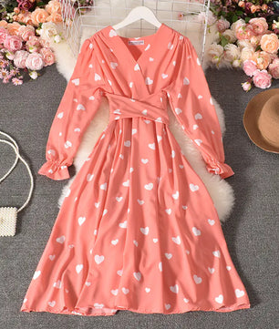 Pleated Long Dress with Tie Belt and Love Design